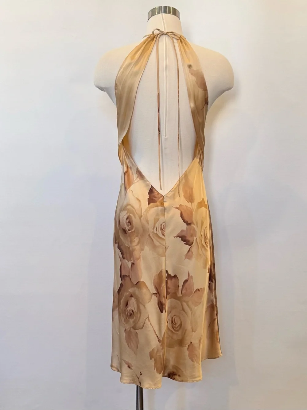 🌺SOLD🌺 Victoria’s Secret 100% Silk Gold Floral Vintage Midi Halter Slip Dress M - Picture 7 of 9